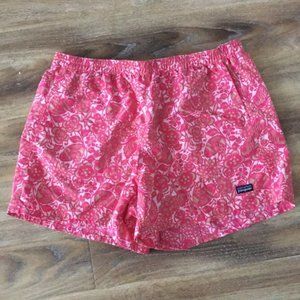 Patagonia Women's Baggies Bird Print Floral Shorts